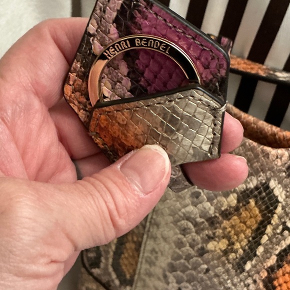 Henri Bendel Multicolor Snake-Print Leather Crossbody Bag ( Full Inclusion) - Picture 6 of 11
